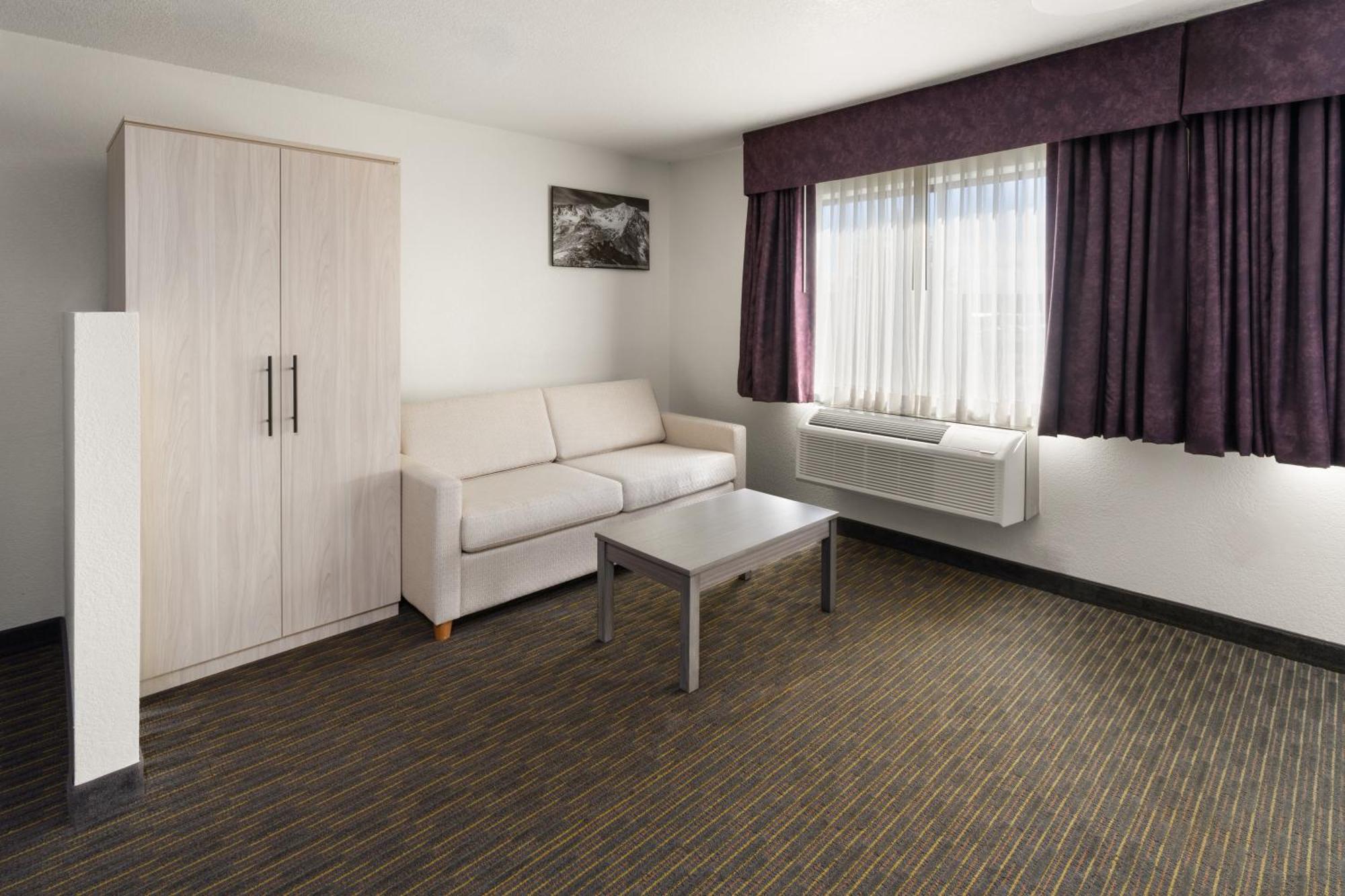 Sylo Denver Airport, A Ramada By Wyndham Hotel Aurora