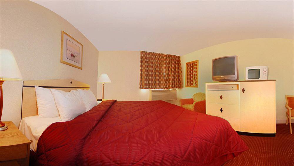 Hotel Sylo Denver Airport, A Ramada By Wyndham