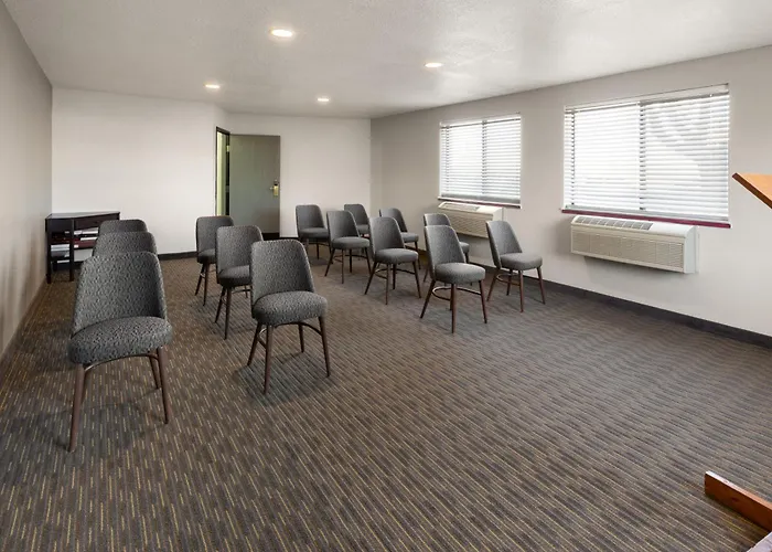 Sylo Hotel Denver Airport, A Ramada By Wyndham