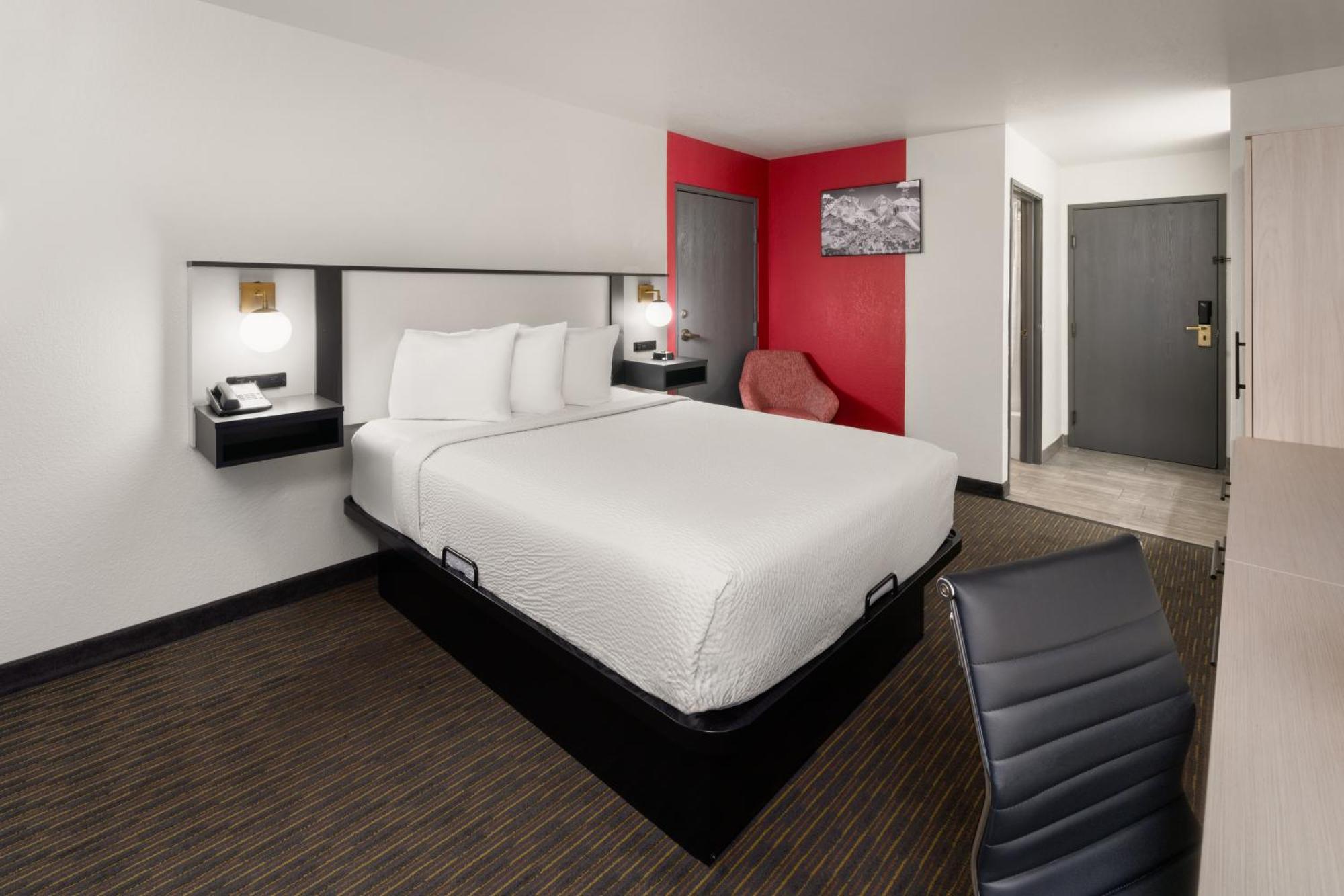 Sylo Denver Airport, A Ramada By Wyndham Hotel