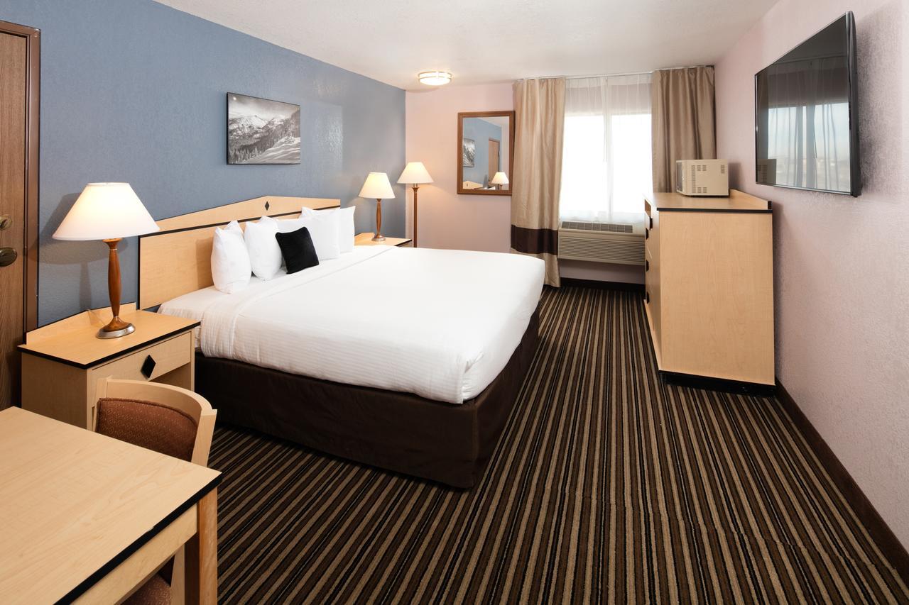 Sylo Denver Airport, A Ramada By Wyndham